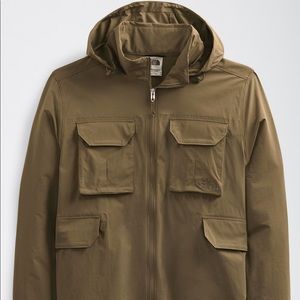 NWT The north face jacket in Military Olive NWT